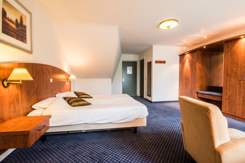 Ruinen De Stobbe Hotel & Suites מראה חיצוני תמונה