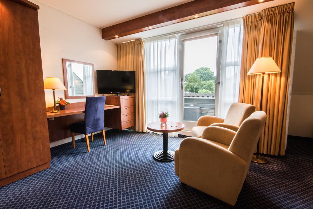 Ruinen De Stobbe Hotel & Suites מראה חיצוני תמונה